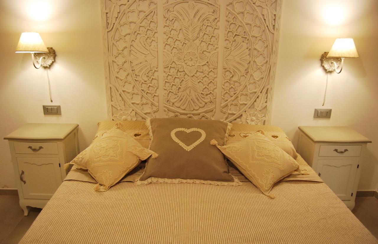 Scuderie Le Torri B&B Поліньяно-а-Маре Екстер'єр фото